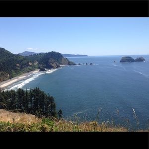 Meet your Posher, Esther